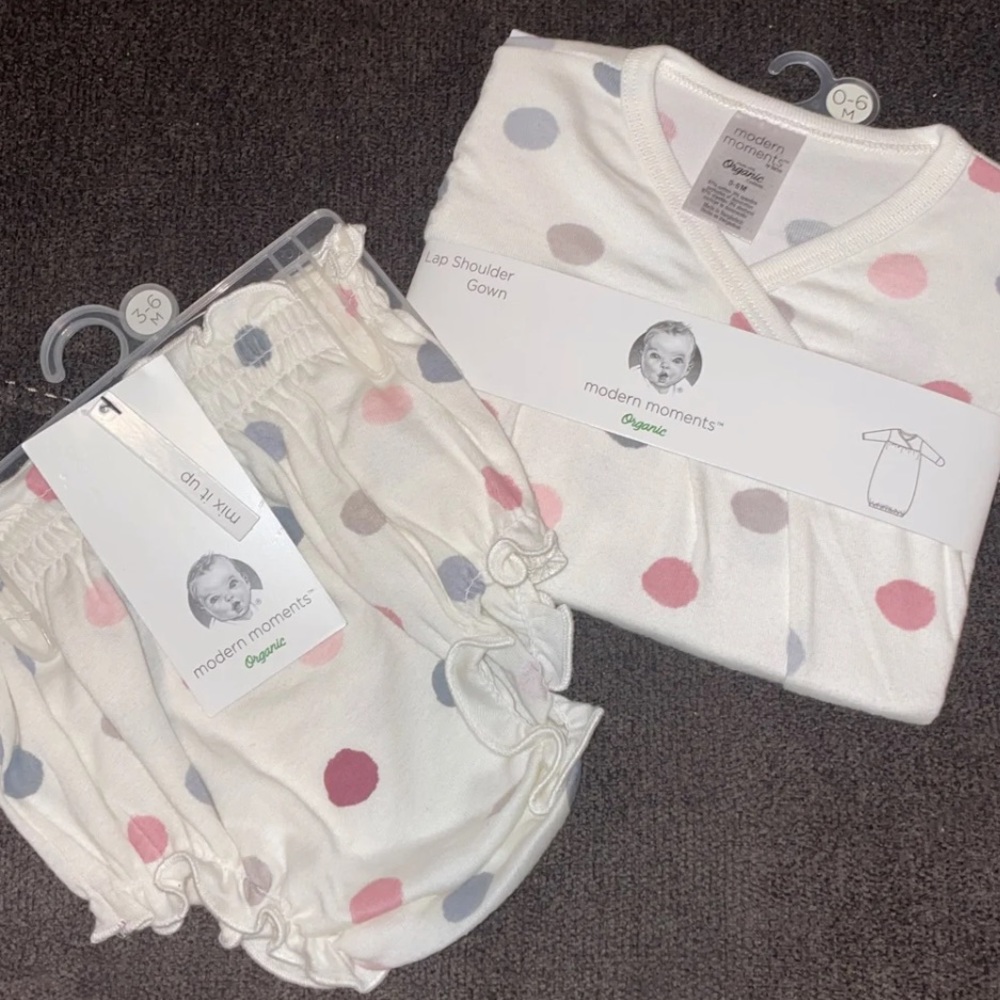 Gerber 2 piece baby girl gown set